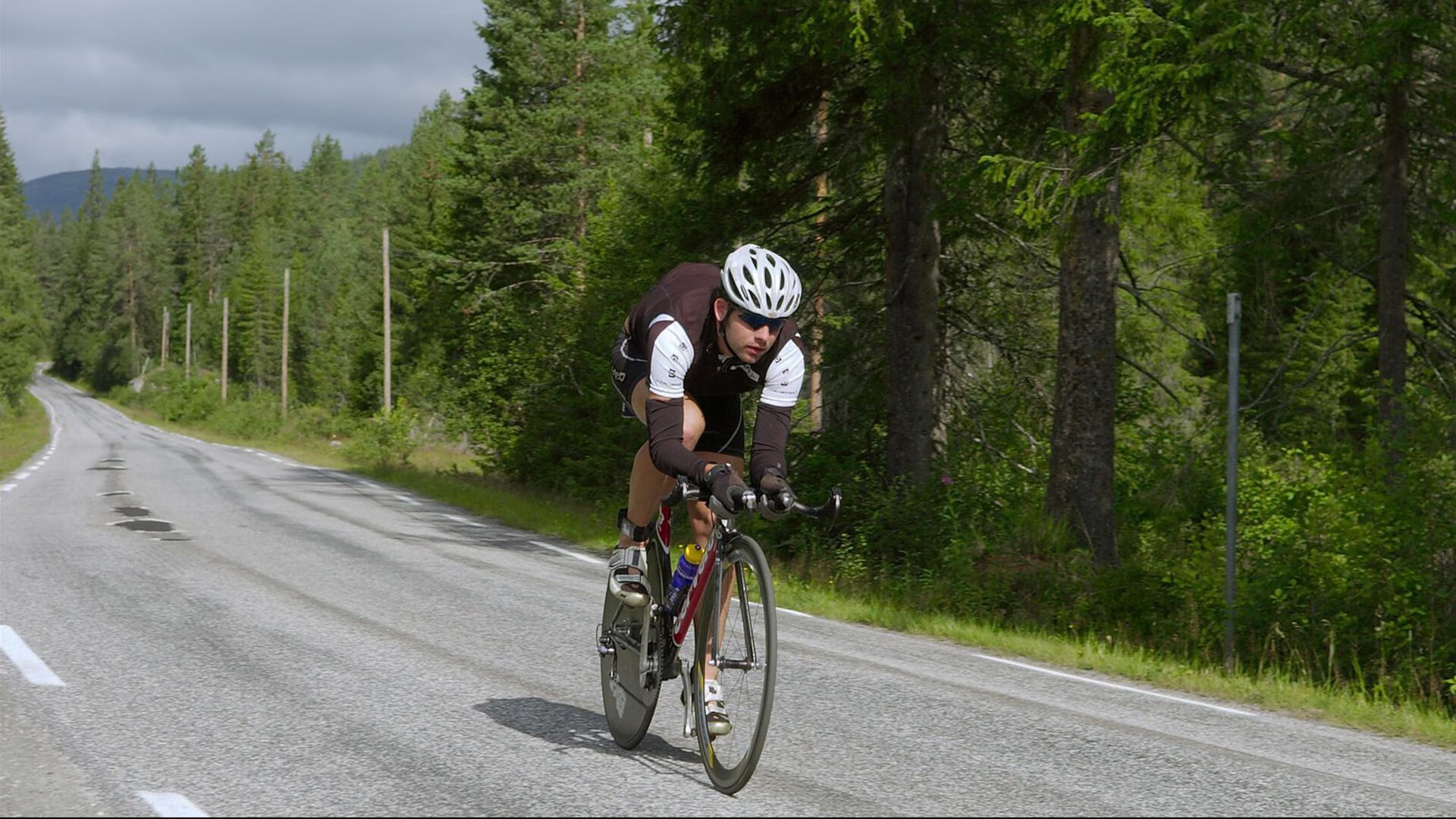网球选手体能训练课程优化周期安排，网球体能训练项目